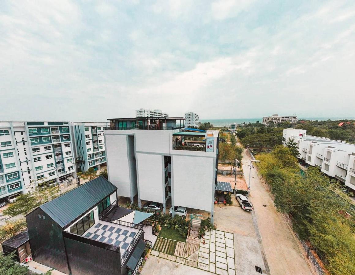 Pony Topview Hua Hin